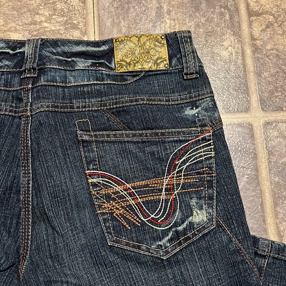 Women’s Armor Jeans, Size 7/8, Slight Flare to Legs, Long-35” Inseam - Picture 3 of 8